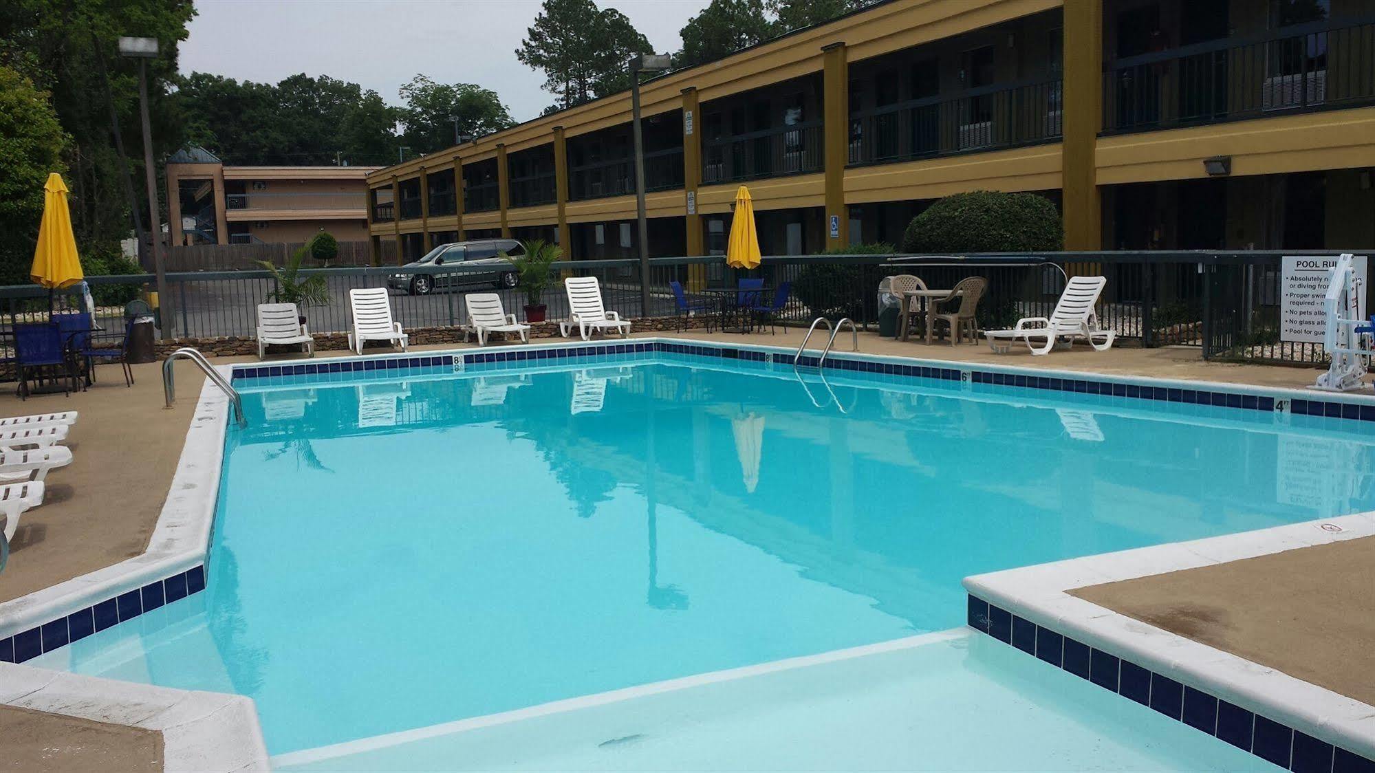 Days Inn By Wyndham Attalla Dış mekan fotoğraf